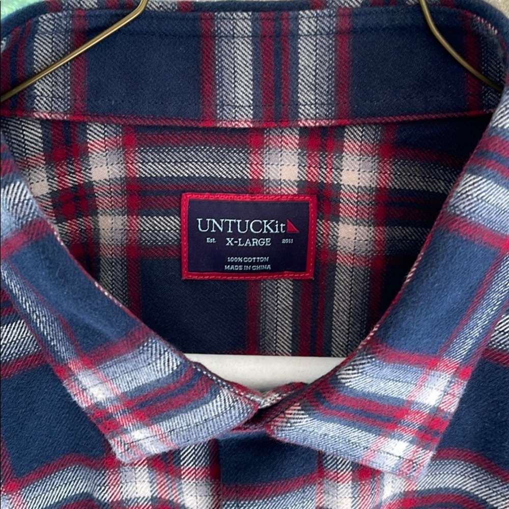 UNTUCKit Button Down💥